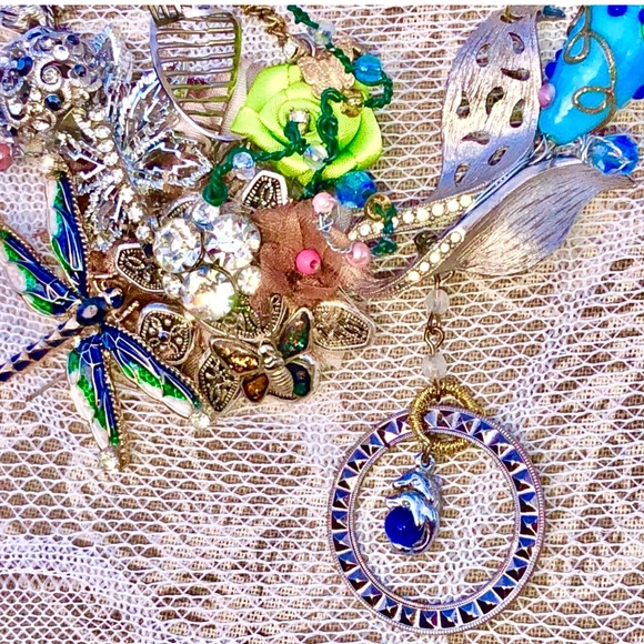 OOAK Assemblage Eclectic Vtg/New Mix Wearable Art Statement Necklace *Dragonfly - Picture 4 of 12